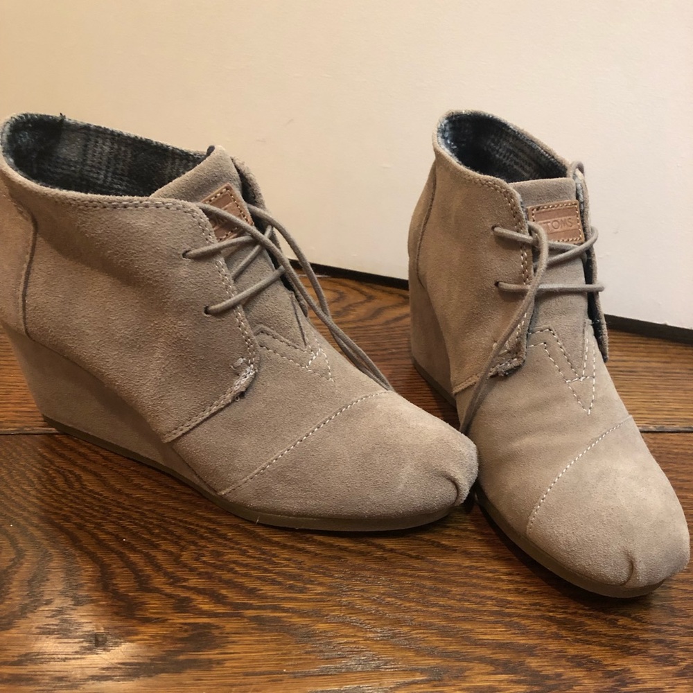 Wedged ankle booties